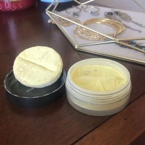🌺 5 FOR $20 🌺 ELF CORRECTIVE YELLOW FACE POWDER